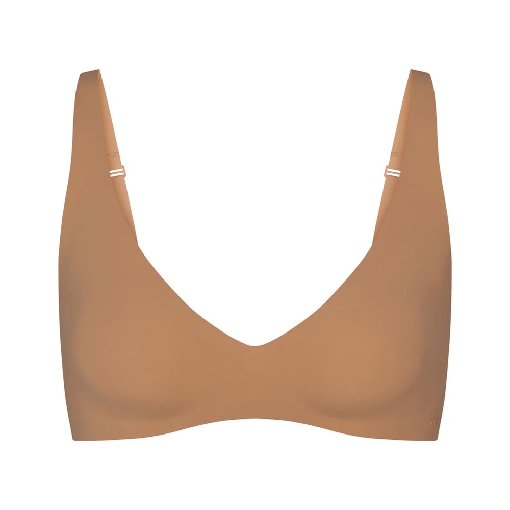 Skims NWOT Naked Plunge Bra